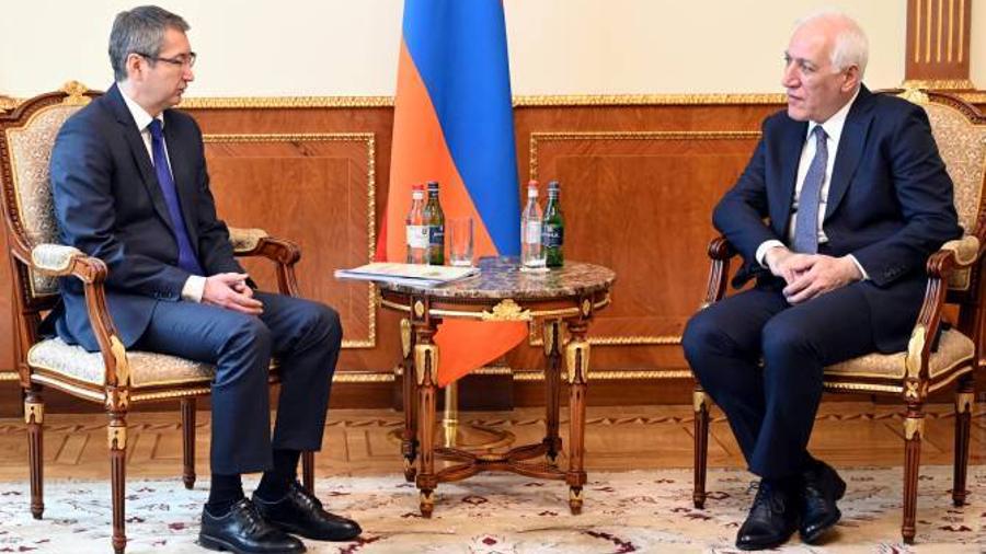 Վահագն Խաչատուրյանն ու Հայաստանում Ղազախստանի դեսպանը մտքեր են փոխանակվել հայ-ղազախական համագործակցության շուրջ

