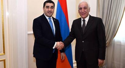 Հայաստանի նախագահն ընդունել է Վրաստանի խորհրդարանի նախագահ Շալվա Պապուաշվիլիի գլխավորած պատվիրակությանը

