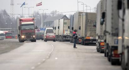 Լատվիան 152 ռուսական և բելառուսական բեռնատարների արգելել է հատել իր սահմանը