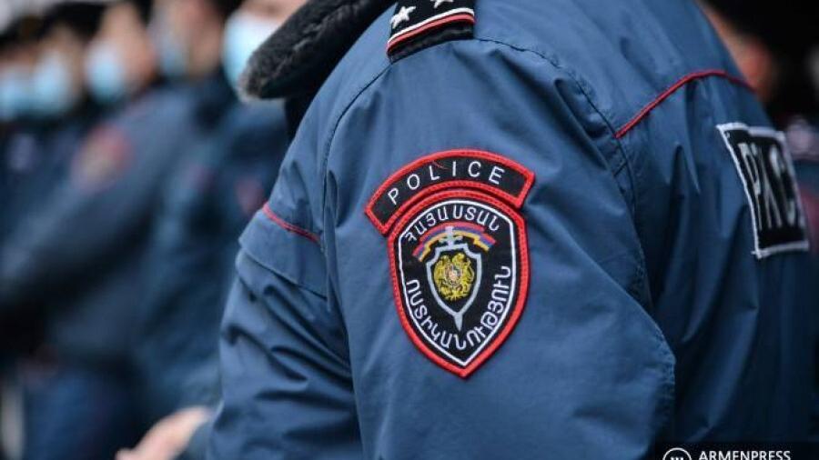 Police: 199 people apprehended in Yerevan as of noon |news.am|
