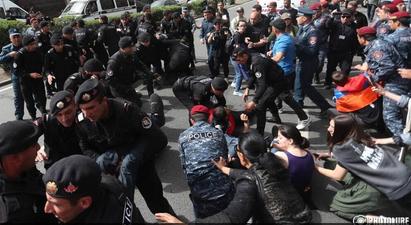Մոսկվայի գնահատմամբ, հայաստանյան բողոքի ցույցերի պատճառը իշխանությունների հայտարարություններն են
 |azatutyun.am|