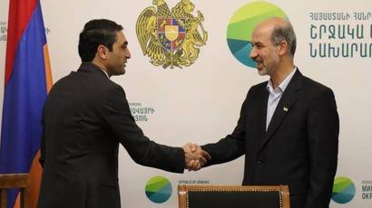 Հակոբ Սիմիդյանը Իրանի էներգետիկայի նախարարի հետ քննարկել է համագործակցությունը խորացնելու հեռանկարները

