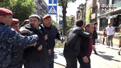 Իգոր Խաչատուրովը ձերբակալվել է ոստիկանի նկատմամբ բռնություն գործադրելու կասկածանքով

