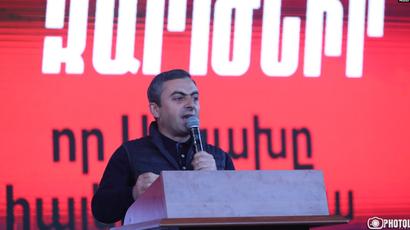 Armenia should propose to divide the agenda of negotiations into two stages. Saghatelyan 