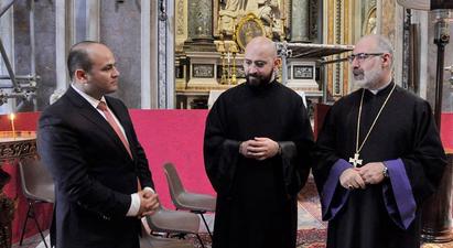 Նարեկ Մկրտչյանն աշխատանքային այցով Հռոմում է. Վատիկանում նա հանդիպել է հայ հոգևորականներին
