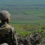 Ադրբեջանի ՊՆ հաղորդագրությունը, թե հուլիսի 3-ի լույս 4-ի գիշերը ՀՀ ԶՈՒ ստորաբաժանումները տարբեր տրամաչափի հրաձգային զինատեսակներից կրակ են բացել հայ-ադրբեջանական սահմանի արևելյան հատվածում տեղակայված ադրբեջանական դիրքերի ուղղությամբ, չի համապատասխանում իրականությանը։ [ՀՀ ՊՆ]