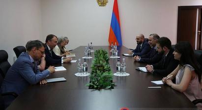ԱԽ քարտուղարն ու Տոյվո Կլաարը խոսել են հայ-ադրբեջանական հարաբերությունների կարգավորման բրյուսելյան գործընթացի մասին