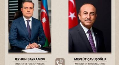 Թուրքիայի և Ադրբեջանի արտգործնախարարները հեռախոսազրույց են անցկացրել

 |armenpress.am|