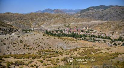 Բերձորի միջանցքի նոր երթուղին կգործարկվի սեպտեմբերի առաջին շաբաթում. Արցախի ՏԿԵ նախարար Խանումյան

 |armenpress.am|