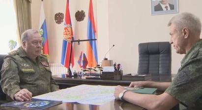 ՀՀ-ում ՌԴ ԱԴԾ վարչության պետը ՀԱՊԿ միացյալ շտաբի պետին տեղեկացրել է հայ- ադրբեջանական սահմանին տիրող իրավիճակի մասին

 |armenpress.am|
