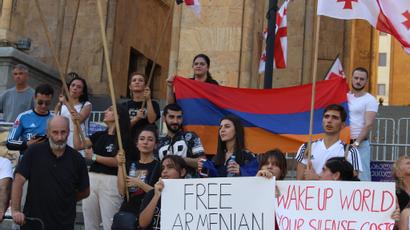 Թբիլիսիում ոստիկանությունը թույլ չի տվել երթ իրականացնել դեպի Ադրբեջանի դեսպանություն