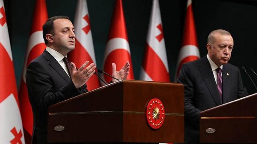 Վրաստանի և Թուրքիայի նախագահները քննարկում են ունեցել տարածաշրջանում խաղաղության և կայունության մասին
 |armtimes.com|