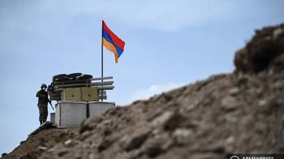 Armenian military briefs foreign ambassadors on Azeri gruesome killings of wounded troops, barbaric mutilation of bodies