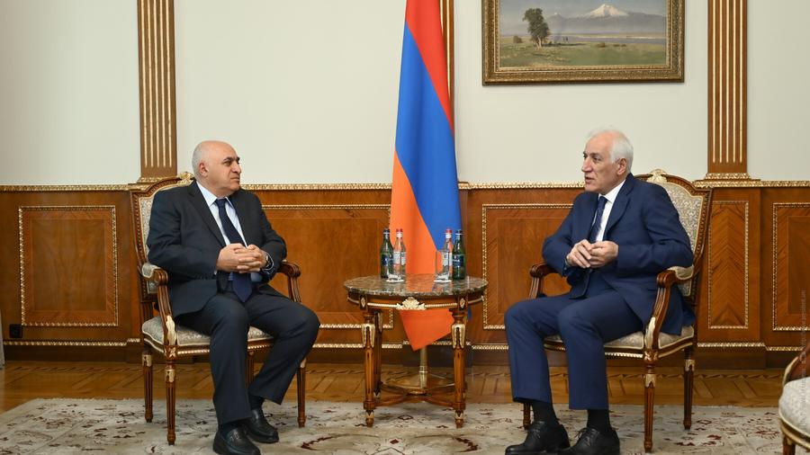 Վահագն Խաչատուրյանը և Արսեն Ղազարյանը մտքեր են փոխանակել Հայաստանի տնտեսական զարգացումների և ներդրումային ծրագրերի շուրջ

