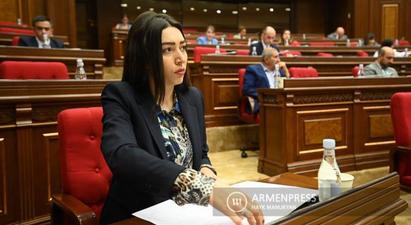 Հակակոռուպցիոն կոմիտեի նախագահի վարձատրությունը կկազմի 1.1 մլն դրամ. փոխնախարար

 |armenpress.am|