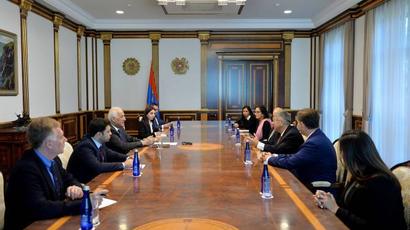 ՀՀ նախագահն Ամերիկայի հայկական համագումարի պատվիրակության հետ հանդիպմանն անդրադարձել է Հայաստանի առջև ծառացած անվտանգության մարտահրավերներին


