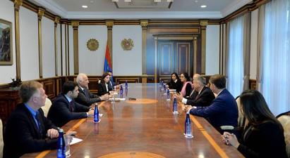 ՀՀ նախագահն Ամերիկայի հայկական համագումարի պատվիրակության հետ հանդիպմանն անդրադարձել է Հայաստանի առջև ծառացած անվտանգության մարտահրավերներին

