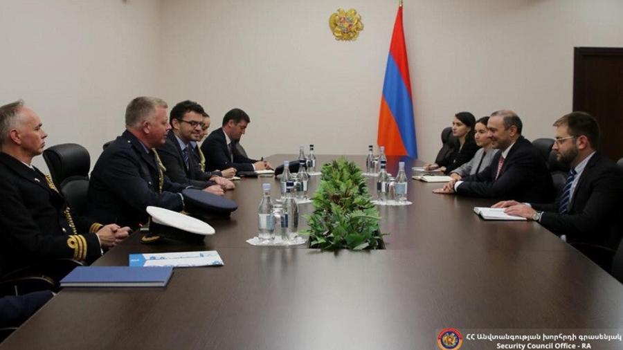 Armen Grigoryan discussed the regional security situation with General Pete Crockford