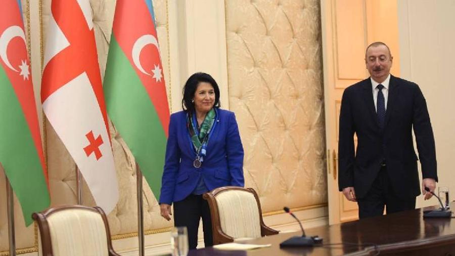 Զուրաբիշվիլի-Ալիև հանդիպում չի կայացել. պարզվում է՝ Վրաստանի նախագահը տեղեկացված չի եղել Ալիևի այցի մասին
 |armtimes.com|