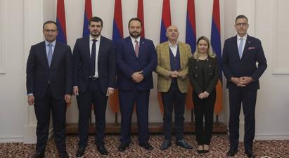 Հայաստան ենք եկել որպես Հայաստանի ընկերներ. Եվրոպական խորհրդարանի պատգամավորները հանդիպել են ԱԺ եվրոպական ինտեգրման հարցերի մշտական հանձնաժողովի պատգամավորներին
