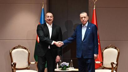 Ադրբեջանի և Թուրքիայի ղեկավարները քննարկել են տարածաշրջանում առկա իրավիճակն ու Սոչիի եռակողմ բանակցությունները