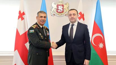 Ադրբեջանի պաշտպանության նախարարն ու Վրաստանի վարչապետը շեշտել են երկու երկրների տարածքային ամբողջականության փոխադարձ աջակցության կարևորությունը