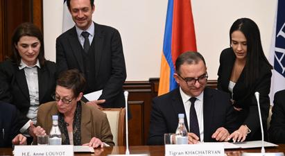 Վարկային համաձայնագրեր՝ Հայաստանի, Զարգացման ֆրանսիական գործակալության եւ Ասիական զարգացման բանկի միջեւ
