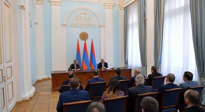Հայաստանի նախագահը ուկրաինահայ գործարարների հետ հանդիպմանը կարևորել է տարբեր երկրներում ապրող մեր հայրենակիցների այցը հայրենիք