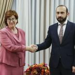Armenian Foreign Minister Ararat Mirzoyan today received Canada's Ambassador to Armenia Alison LeClaire. The parties emphasized the further development of Armenian-Canadian relations based on common democratic values ​​and mutual trust.  In this context, the RA Foreign Minister welcomed the Canadian government's decision to open an embassy in Yerevan and expressed his belief that this step will give a new impetus to bilateral cooperation.