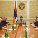 On November 28, the President of the Republic of Artsakh, Arayik Harutyunyan, convened a working meeting with the participation of representatives of the political forces represented in the National Assembly. This was reported by the President's office.