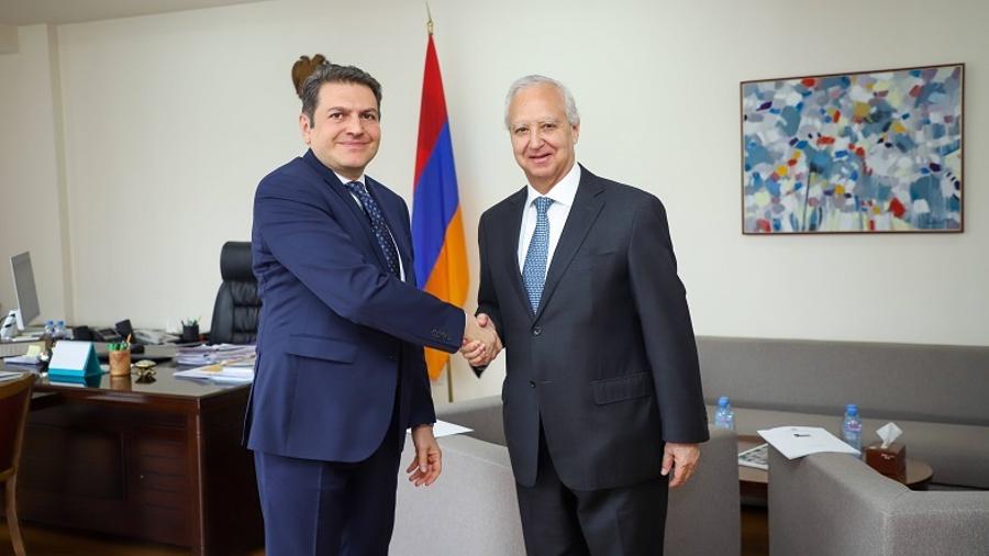 The Deputy Foreign Minister presented the position of the Armenian side regarding the process of the regulation of Armenian-Azerbaijani relations to the Ambassador of Chile
