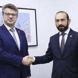 On December 1, within the framework of the OSCE ministerial conference in Lodz, Poland, Armenian Foreign Minister Ararat Mirzoyan had a meeting with Estonian Foreign Minister Urmas Reinsalu. According to the MFA, the interlocutors emphasized the development of bilateral relations based on mutual trust and common democratic values. Reference was also made to the development of relations between Armenia and the European Union.