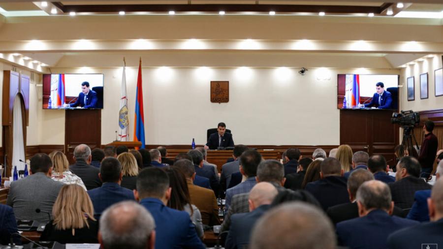 Քաղաքապետին զեկուցվել է, որ նոր տրոլեյբուսները 2023թ. սկզբին կլինեն Երևանում
