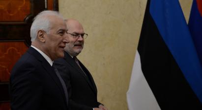 ՀՀ նախագահը էստոնացի գործընկերոջը ներկայացրել է Լաչինի միջանցքի շրջափակման ու դրա հետևանքների վերաբերյալ մանրամասները
