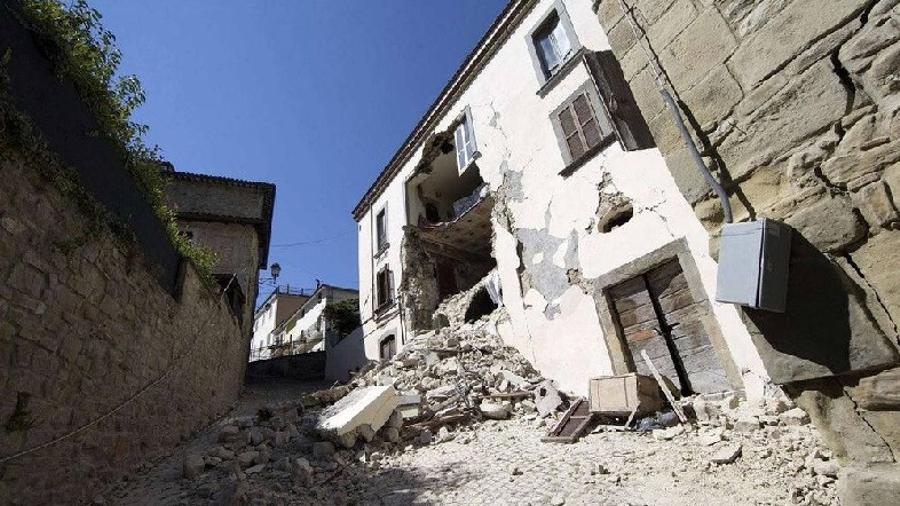 Իրանի Խոյ քաղաքում տեղի ունեցած երկրաշարժի հետևանքով տուժածների թիվը հասել է 816-ի
 |1lurer.am|