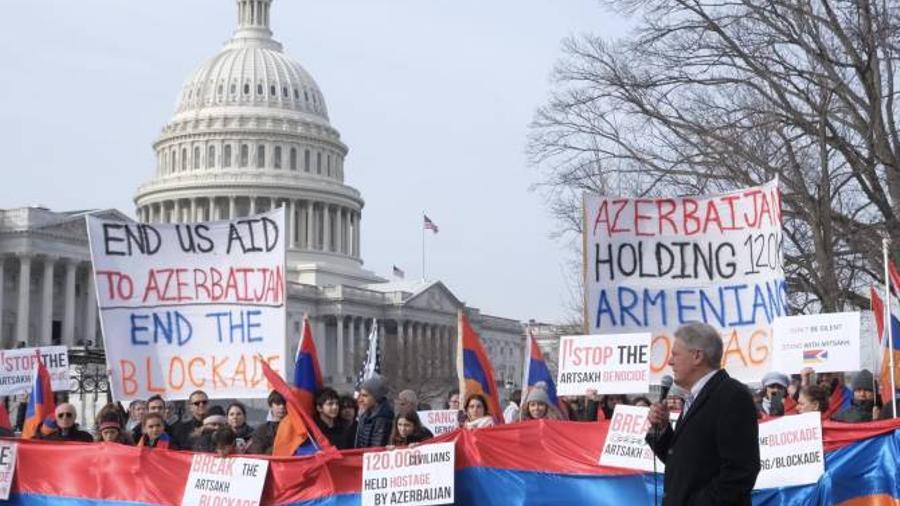 ԱՄՆ կոնգրեսական Ֆրենկ Փալոնը միացել է Լաչինի միջանցքի արգելափակման դեմ ամերիկահայերի ցույցին
 |armenpress.am|