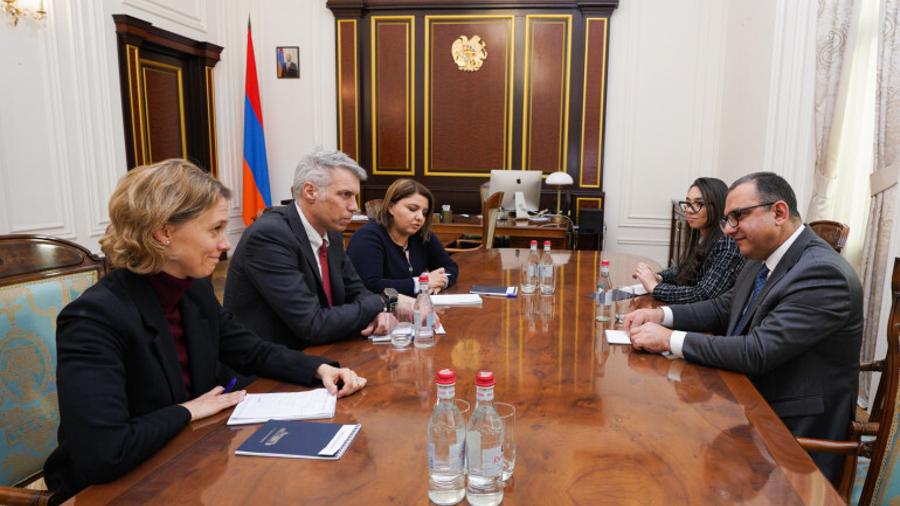 Deputy Prime Minister Khachatryan discussed issues related to cooperation with World Bank partners
