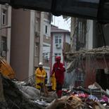 Այս պահի դրությամբ երկրաշարժի հետևանքով Հալեպում 4, Թուրքիայում 2 հայ է զոհվել։ Այս մասին հայտնեց Սփյուռքի գործերի գլխավոր հանձնակատարի գրասենյակի ներկայացուցիչ Հովհաննես Ալեքսանյանը՝ նշելով, որ Մալաթիայում զոհվածները ամուսիններ են։ |azatutyun.am|