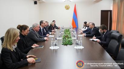 Stefano Tomat presented to Armen Grigoryan the works to be carried out by the EU mission in Armenia