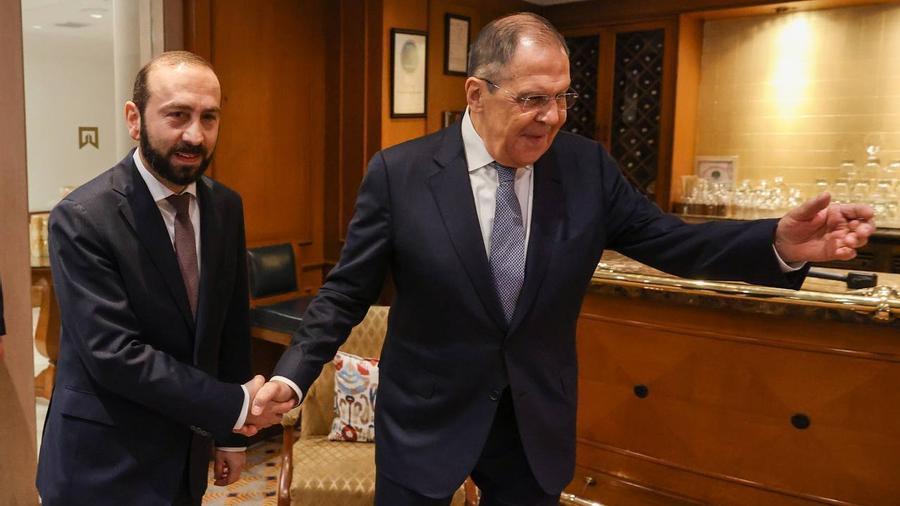 Ararat Mirzoyan and Sergey Lavrov met in New Delhi