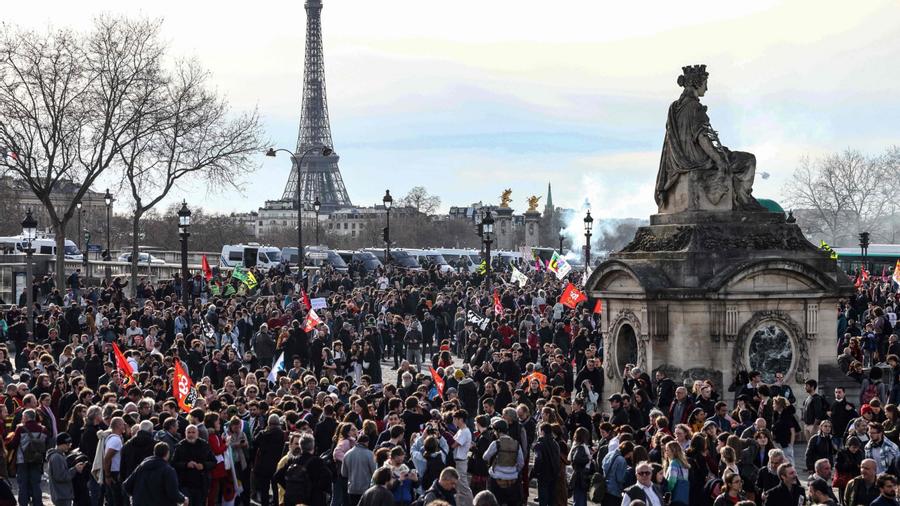 Բողոքի ակցիաները Ֆրանսիայում շարունակվում են
 |azatutyun.am|