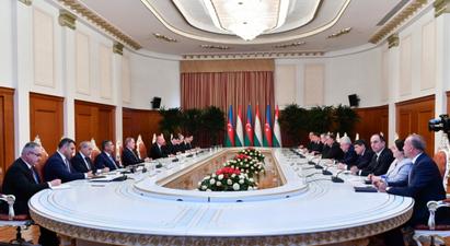Տաջիկստանն ու Ադրբեջանը երկկողմ համագործակցության մասին 14 նոր փաստաթուղթ են ստորագրել
 |azatutyun.am|