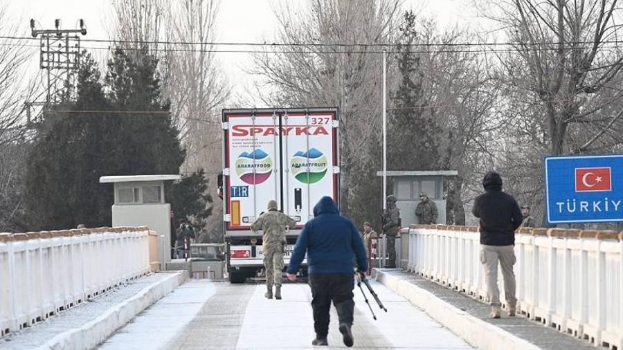Իրականացվում են Մարգարայի կամրջով հայ-թուրքական սահմանին անցակետ տեղադրելու աշխատանքներ
 |armtimes.com|