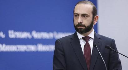 Լաչինի միջանցքի ռեժիմի վերաբերյալ նոր կարգավորման շուրջ բանակցություններում Հայաստանը չի պատրաստվում ներգրավվել. Միրզոյան
 |1lurer.am|