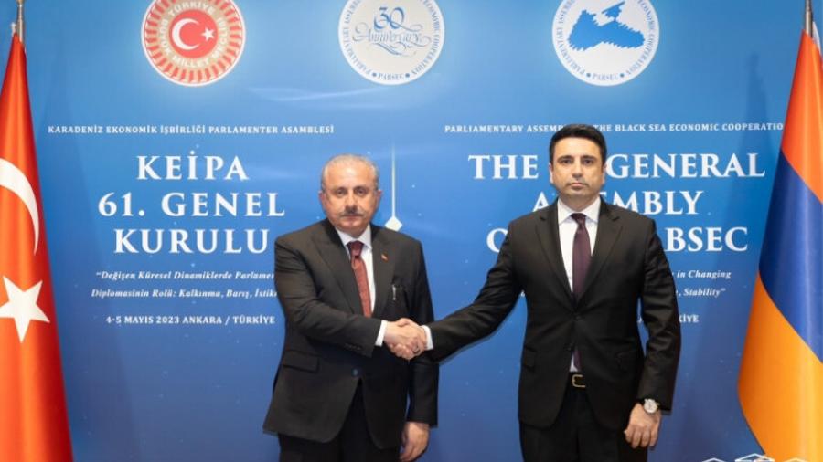 Հայաստանը կառուցողական ներգրավվածություն է ցուցաբերում Թուրքիայի հետ հարաբերությունների կարգավորման գործընթացում․ Ալեն Սիմոնյանը հանդիպել է Թուրքիայի խորհրդարանի նախագահի հետ
