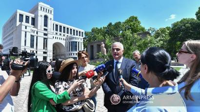 Հայաստանում երկաթգծային ենթակառուցվածքները վերականգնելու համար շատ նախնական հաշվարկներով կպահանջվի մոտ 2-3 տարի. փոխվարչապետ
 |armenpress.am|