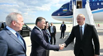 Ադրբեջանի նախագահն արդեն Քիշնևում է․ հանդիպել է Մոլդովայի նախագահի, վարչապետի հետ
 |tert.am|