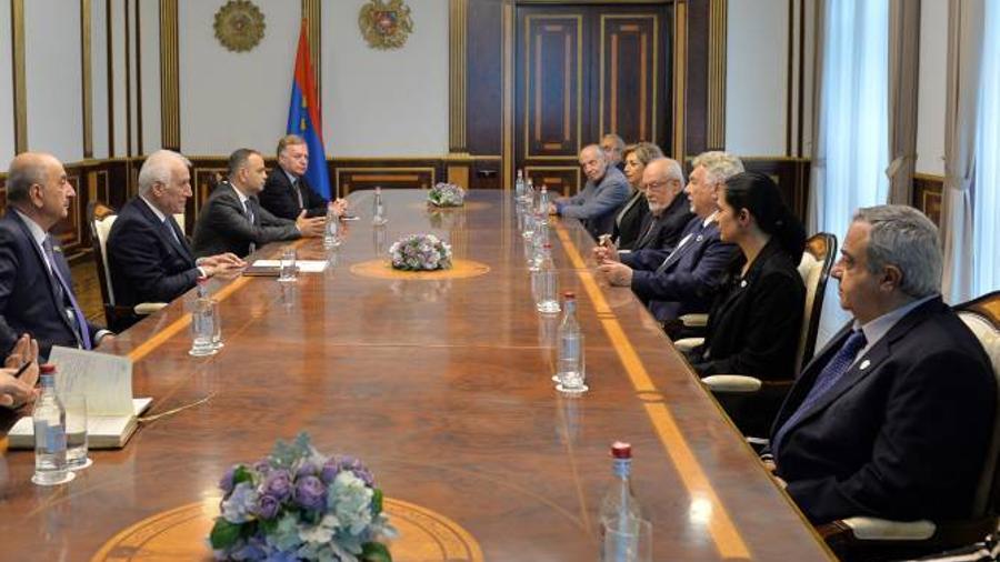 ՀՀ նախագահը և ՌԱԿ ատենապետը քննարկել են Հայաստանում և Սփյուռքում առկա մարտահրավերների հաղթահարման հարցեր
