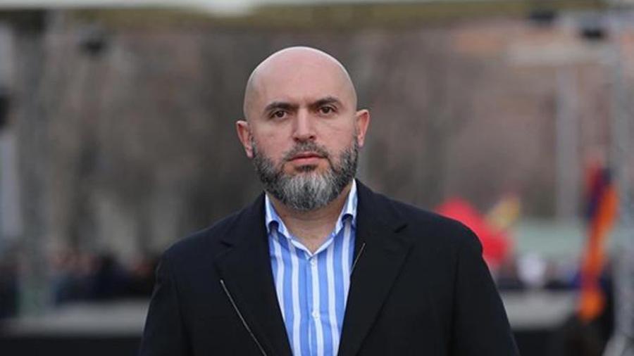 Արմեն Աշոտյանի կալանավորման ժամկետը երկարաձգելու միջնորդության քննությունը հետաձգվեց
 |armeniasputnik.am|