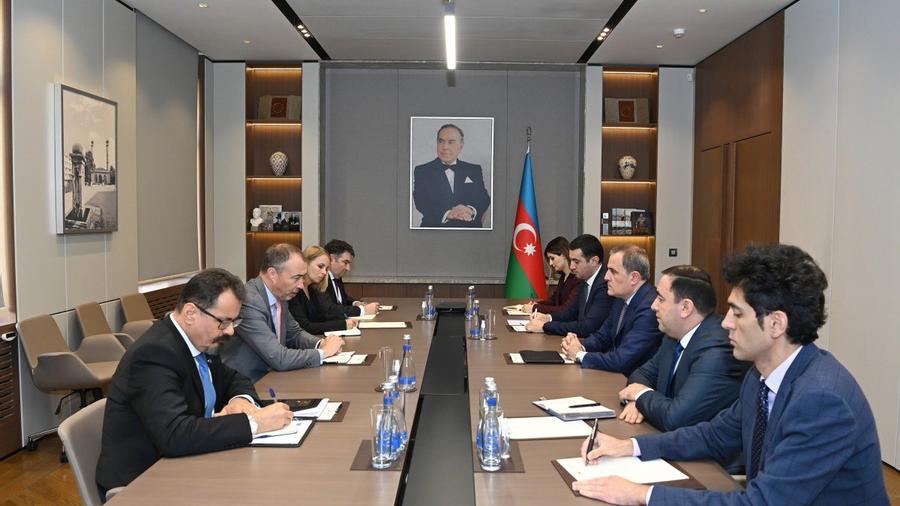 Բայրամովն ու Կլաարը քննարկել են Հայաստան-Ադրբեջան հարաբերություններն ու խաղաղության պայմանագրի նախագծի հեռանկարները 